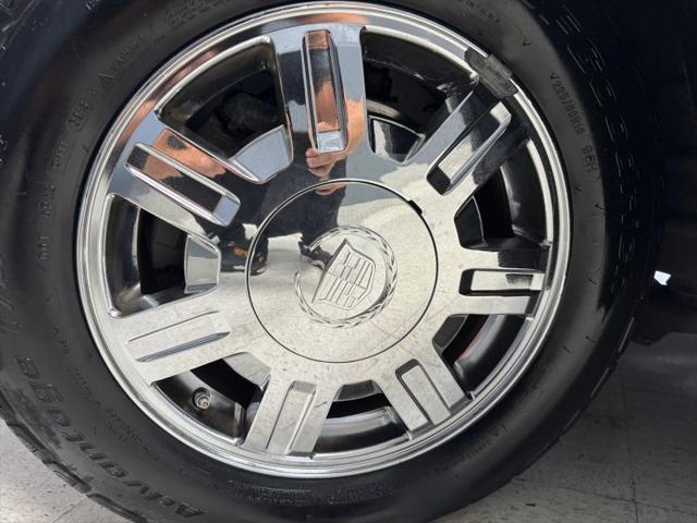 2003 Cadillac DeVille Standard