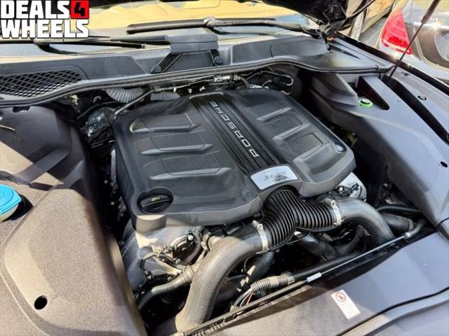 2016 Porsche Cayenne GTS