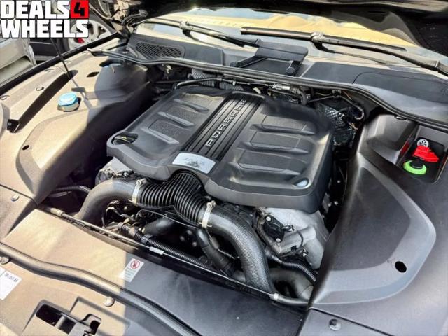 2016 Porsche Cayenne GTS
