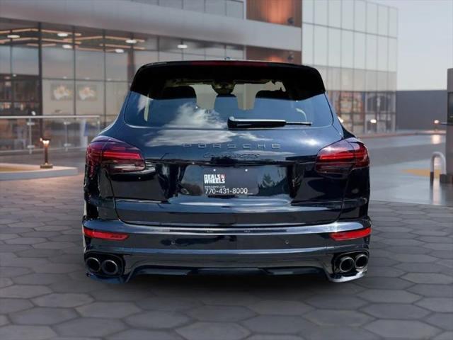 2016 Porsche Cayenne GTS