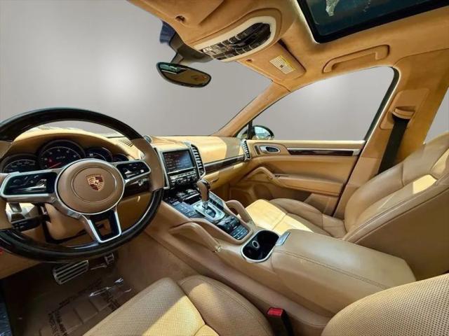 2016 Porsche Cayenne GTS