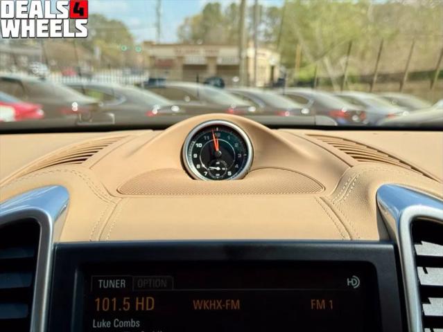 2016 Porsche Cayenne GTS