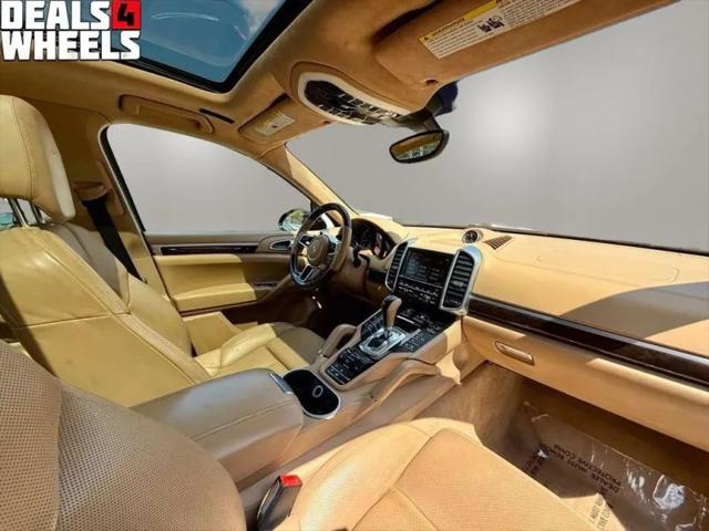 2016 Porsche Cayenne GTS