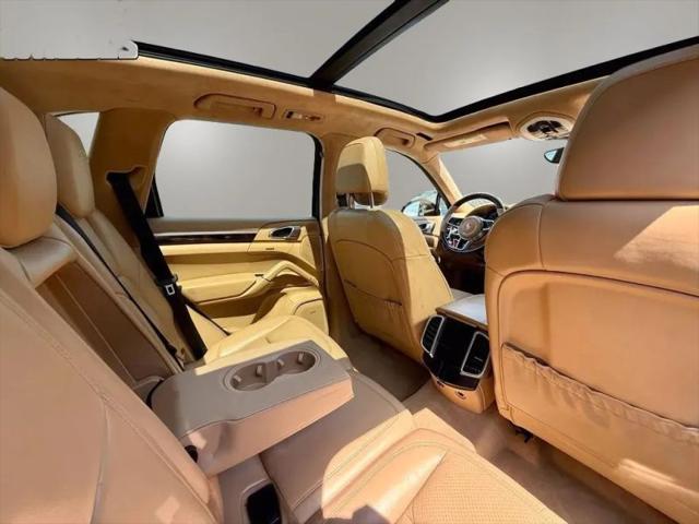 2016 Porsche Cayenne GTS