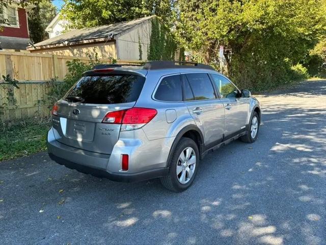 2010 Subaru Outback 2.5i Premium