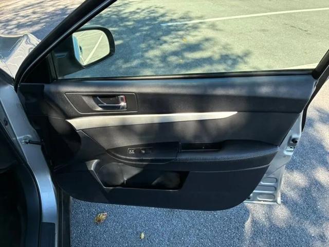 2010 Subaru Outback 2.5i Premium