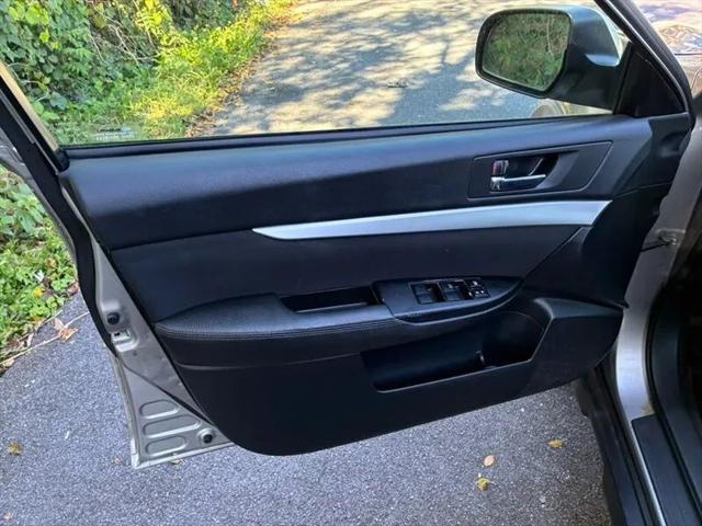 2010 Subaru Outback 2.5i Premium