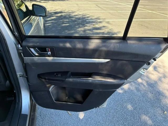 2010 Subaru Outback 2.5i Premium