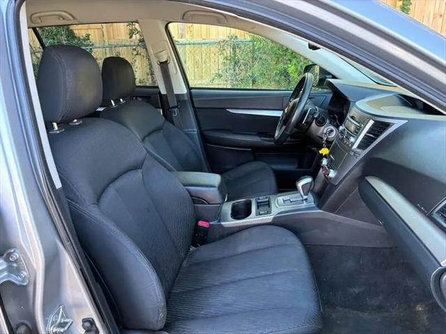 2010 Subaru Outback 2.5i Premium