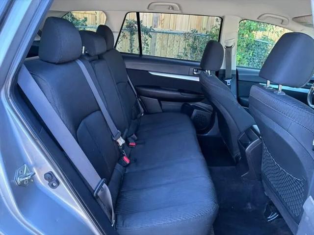 2010 Subaru Outback 2.5i Premium