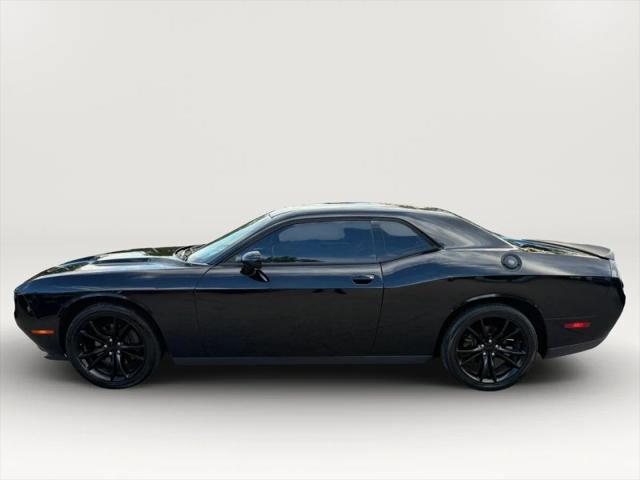 2016 Dodge Challenger SXT Plus