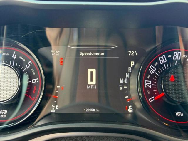 2016 Dodge Challenger SXT Plus