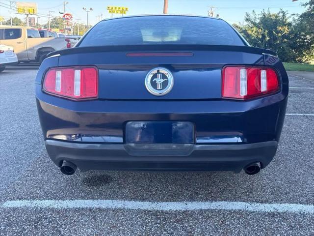 2011 Ford Mustang V6