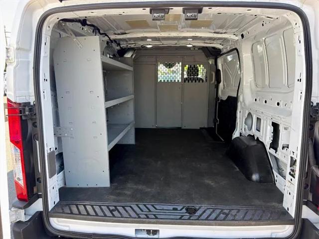 2023 Ford Transit Cargo Van w/RWB