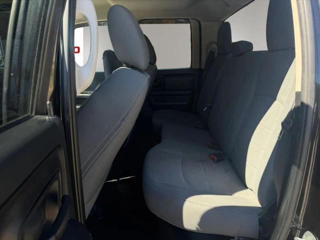 2017 Ram 1500 Express Quad Cab 4x4 64 Box