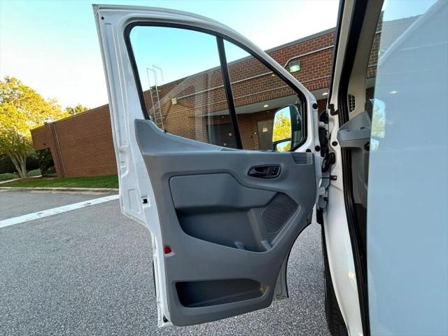2018 Ford Transit XLT