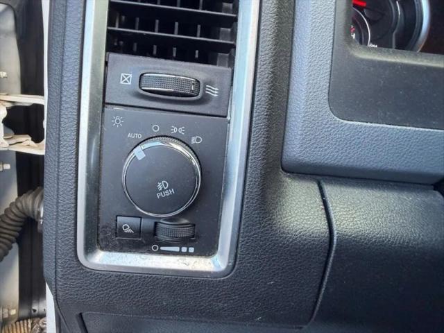 2017 Ram 1500 Lone Star Silver Crew Cab 4x2 57 Box