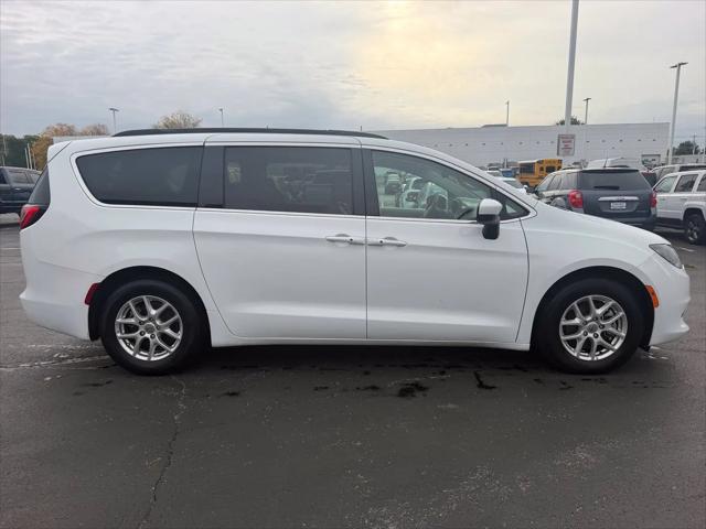 2021 Chrysler Voyager LXI