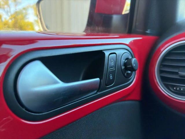2012 Volkswagen Beetle 2.5L
