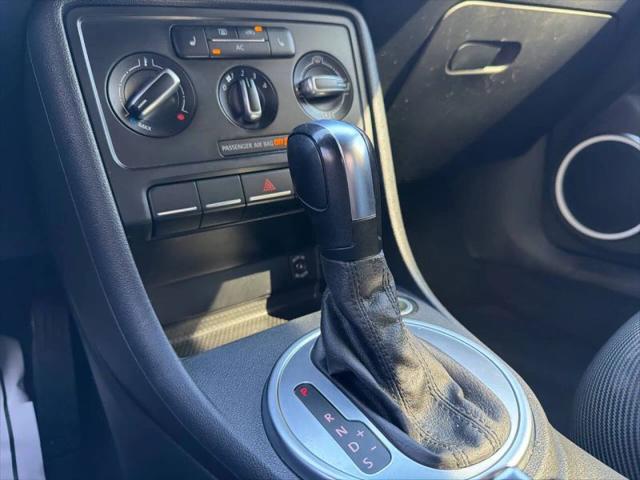 2012 Volkswagen Beetle 2.5L