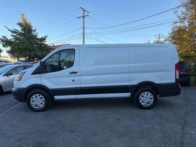 2016 Ford Transit w/60/40 Side Door w/RWB
