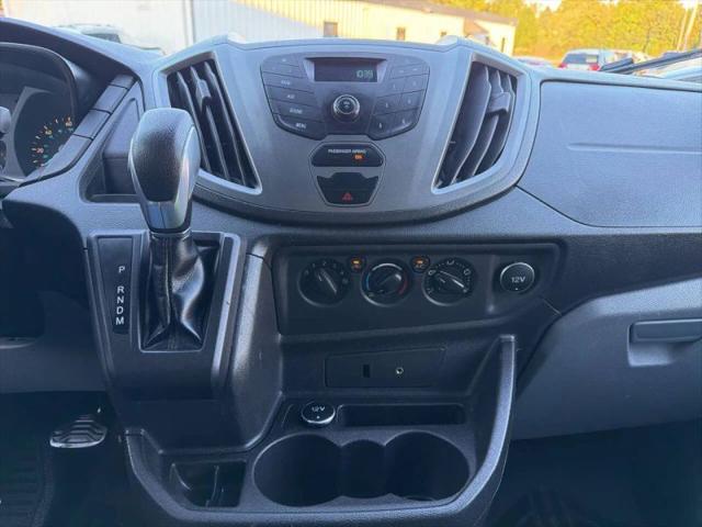 2016 Ford Transit w/60/40 Side Door w/RWB
