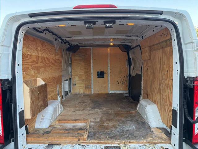 2016 Ford Transit w/60/40 Side Door w/RWB