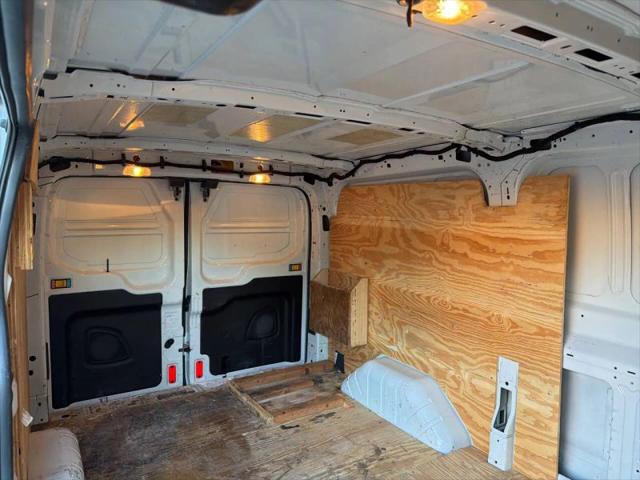 2016 Ford Transit w/60/40 Side Door w/RWB