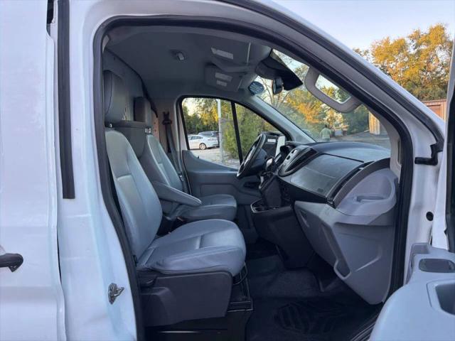 2016 Ford Transit w/60/40 Side Door w/RWB