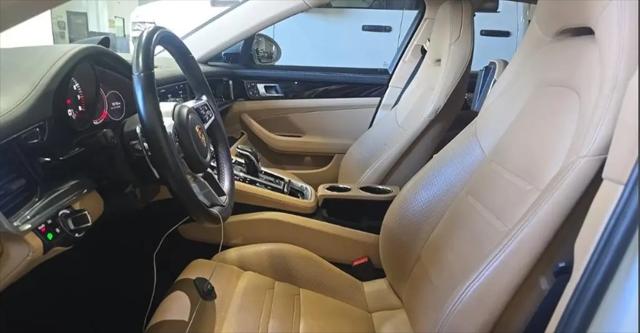 2020 Porsche Panamera Panamera