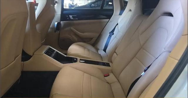 2020 Porsche Panamera Panamera