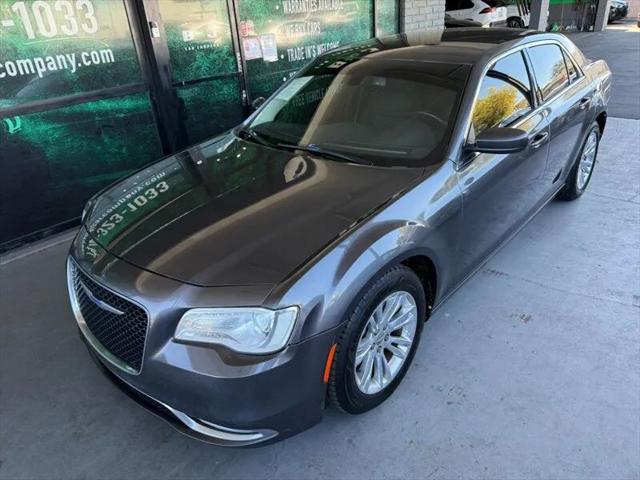2019 Chrysler 300 Touring