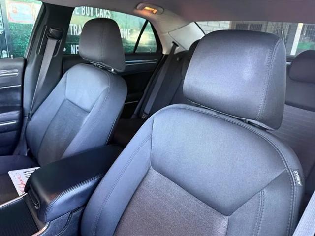 2019 Chrysler 300 Touring