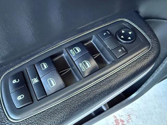 2019 Chrysler 300 Touring