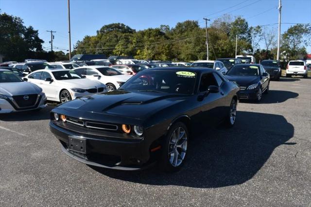 2022 Dodge Challenger SXT for sale in Patchogue, NY