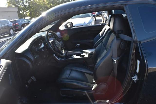 2022 Dodge Challenger SXT
