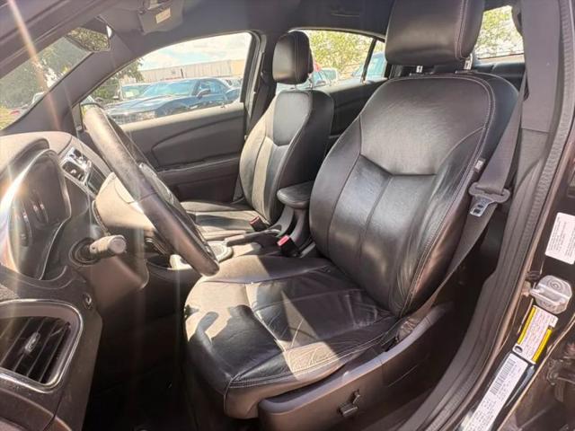 2011 Chrysler 200 Limited