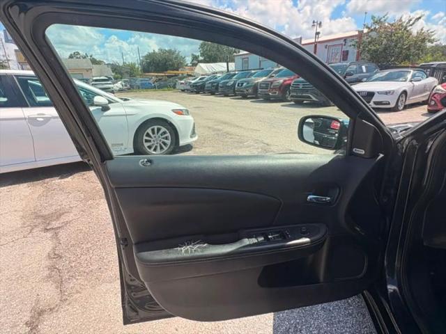 2011 Chrysler 200 Limited