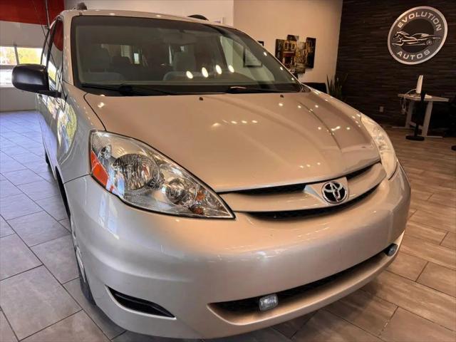 2008 Toyota Sienna LE for sale in Whiteland, IN