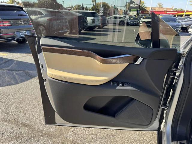2016 Tesla Model X 90D