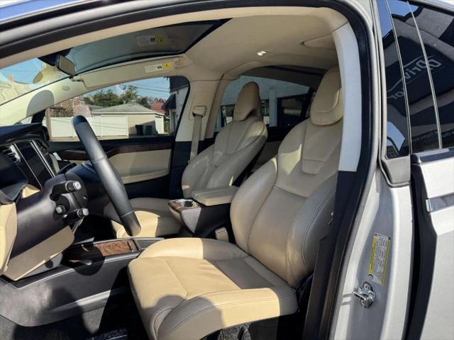 2016 Tesla Model X 90D