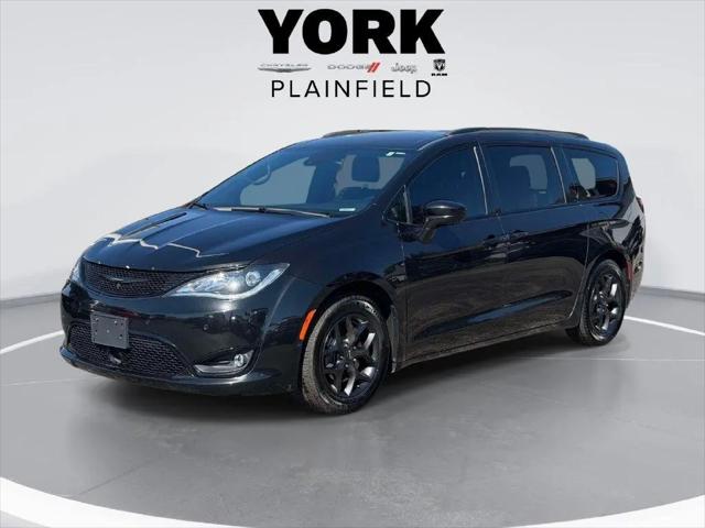 2018 Chrysler Pacifica Touring L Plus for sale in Plainfield, IN