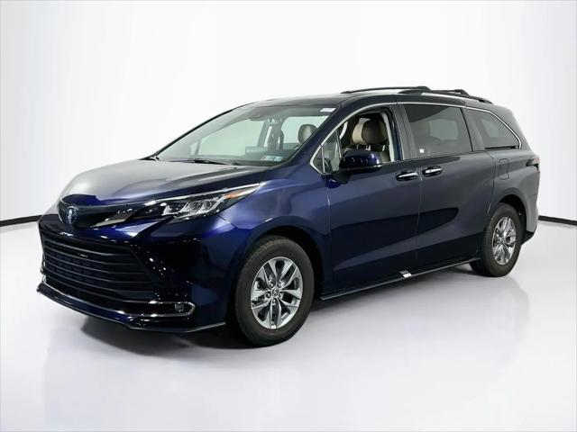2023 Toyota Sienna XLE for sale in Williamstown, NJ