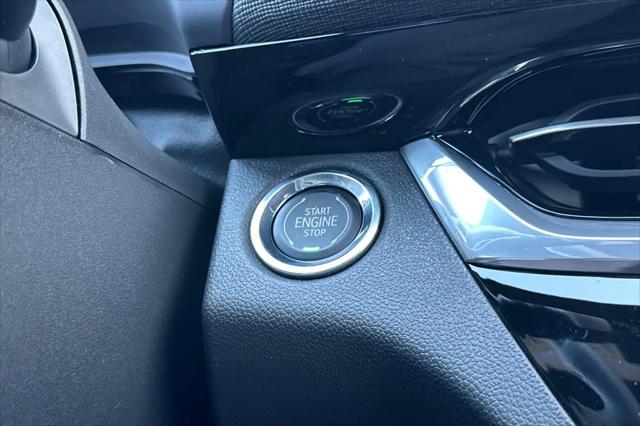 2026 Buick NV Sport Touring FWD