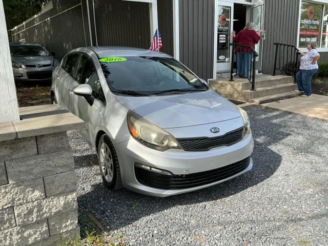 2016 Kia Rio LX