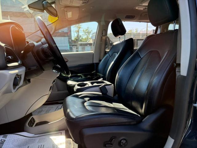 2019 Chrysler Pacifica Touring L