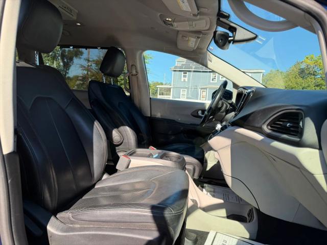 2019 Chrysler Pacifica Touring L