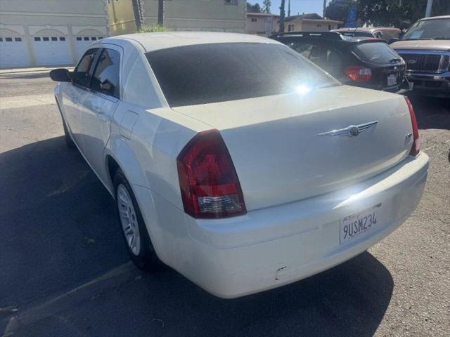 2007 Chrysler 300 Base