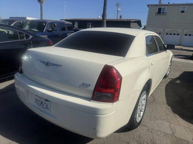2007 Chrysler 300 Base
