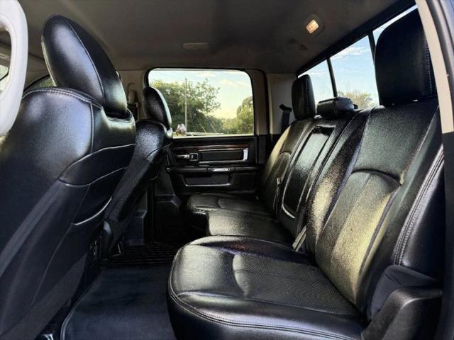 2018 Ram 3500 Laramie Crew Cab 4x4 8 Box